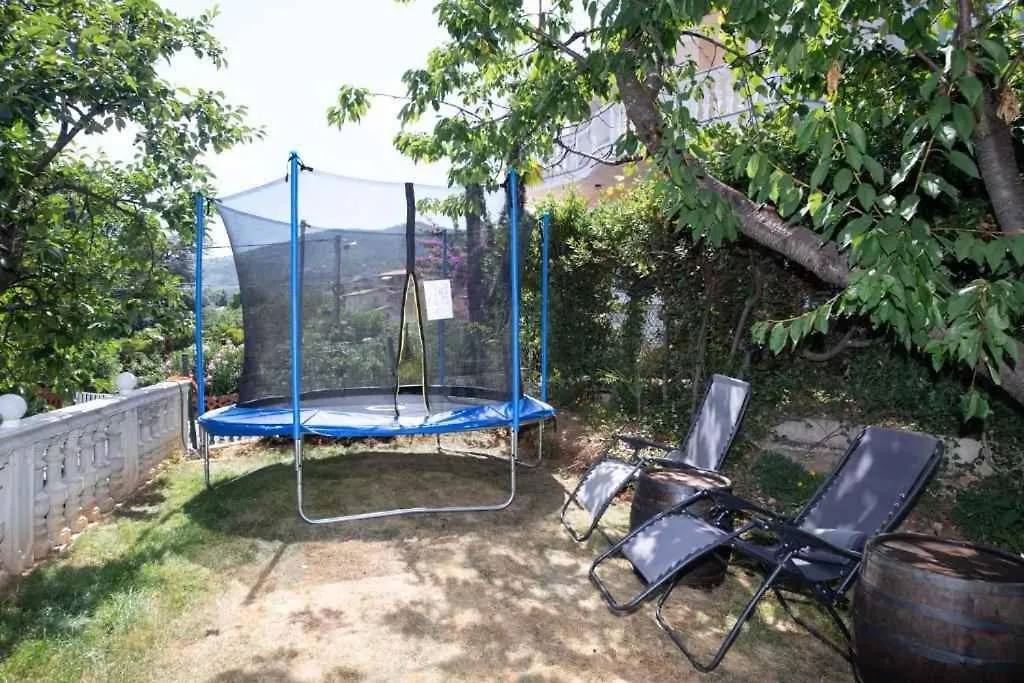 Apartment In Ika 15125